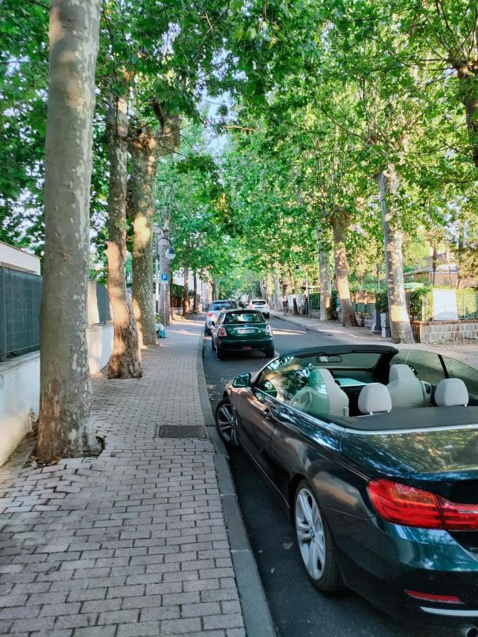 Francigena Sutri Apartment Con Posto Auto Riservato E Coperto المظهر الخارجي الصورة